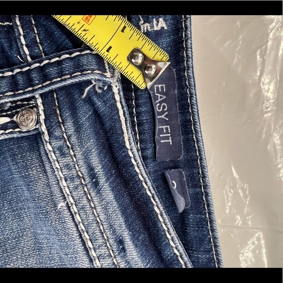 Grace In La Easy Fit Embroidered Jeans - Picture 10 of 13